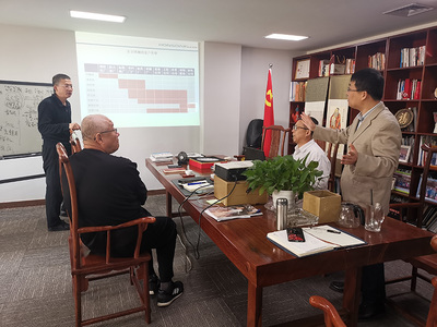 強(qiáng)強(qiáng)聯(lián)手謀發(fā)展 東宇鴻翔董事長(zhǎng)孫冠軍一行蒞臨南方略咨詢(xún)集團(tuán)開(kāi)展戰(zhàn)略交流